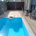 Magnolia With Pool